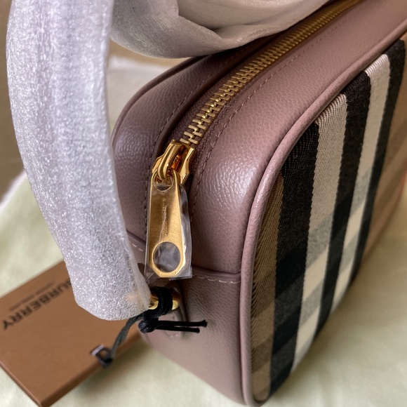 Burberry check print Crossbody bag brand new tag small - Picture 4 of 7